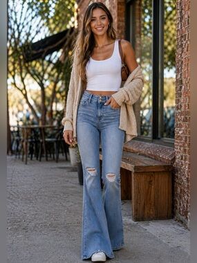 Flying Monkey High Rise Flare Jeans Distressed Knee Light Wash Size 27 Y2K
